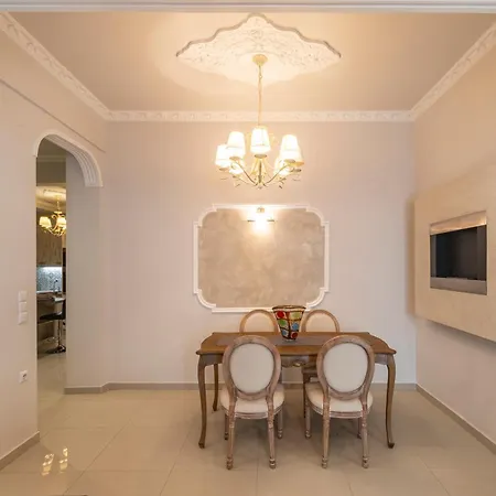 P Deluxe 12 * Thessaloníki